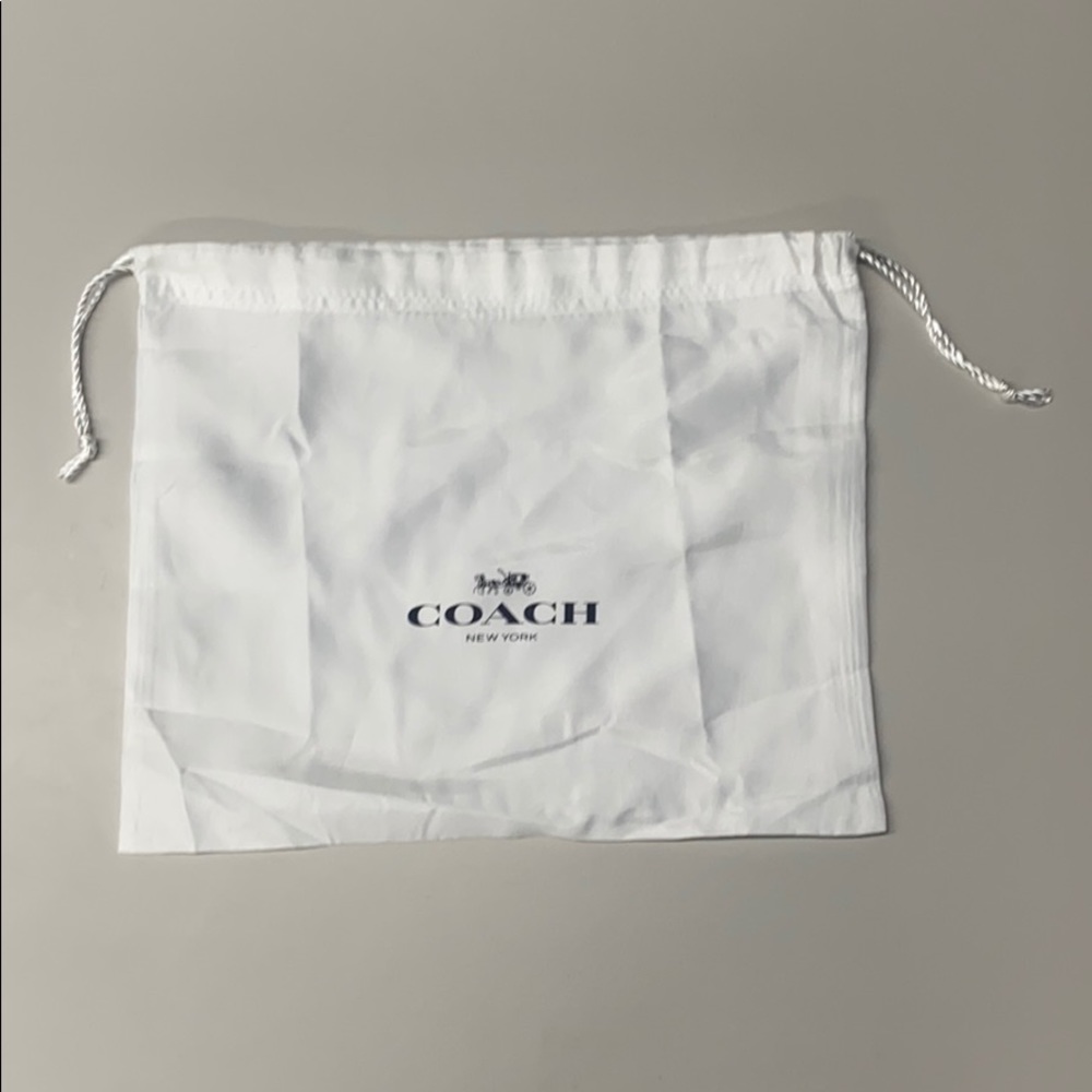 Couch dust bag